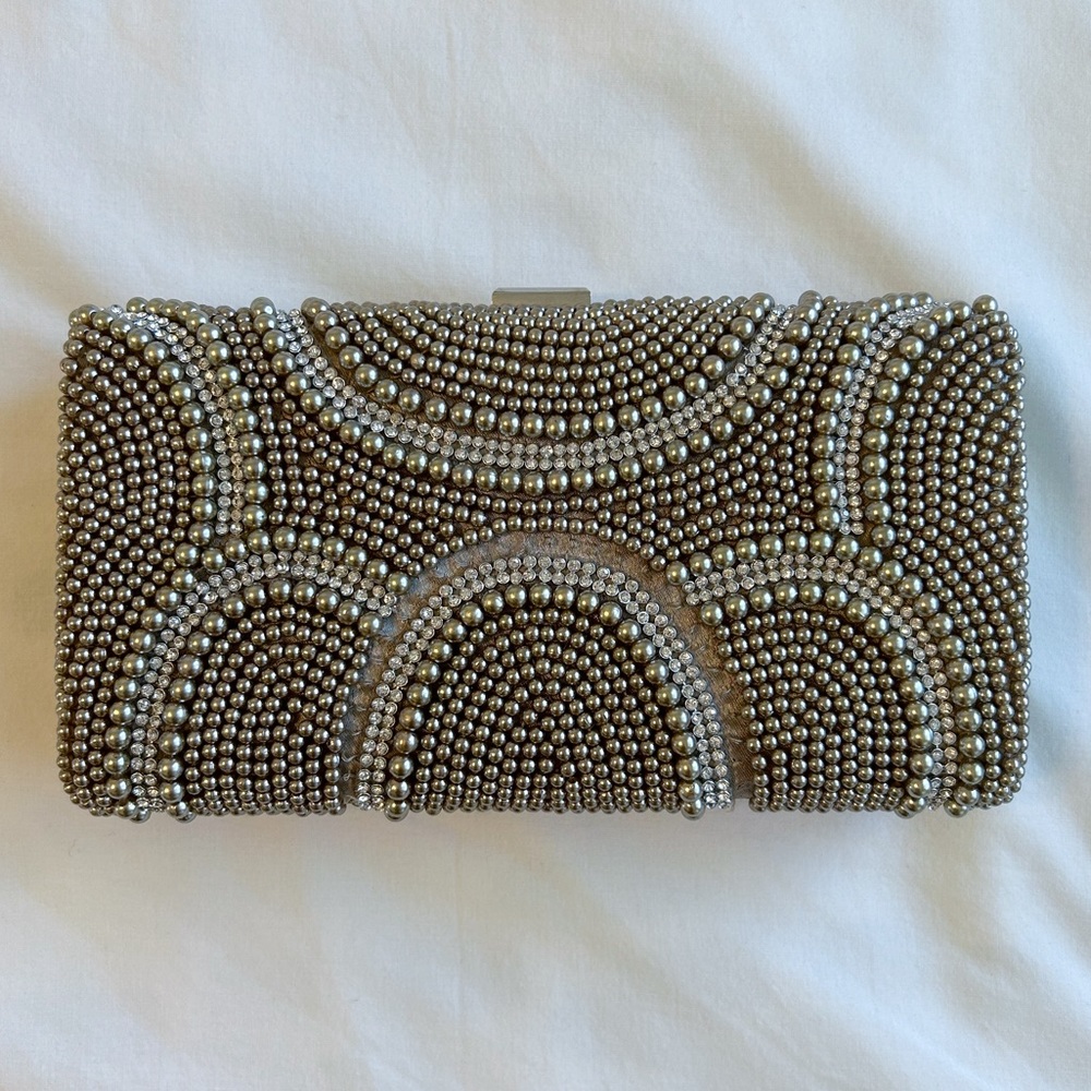 Vintage Silver Faux Pearl Hard Shell Clutch Bag